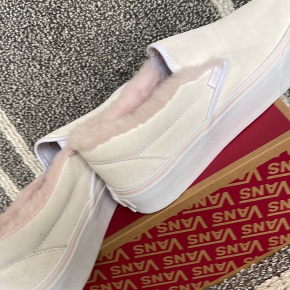 Vans Classic Slip-On Suede / Fur True White WMNS - Picture 15 of 16